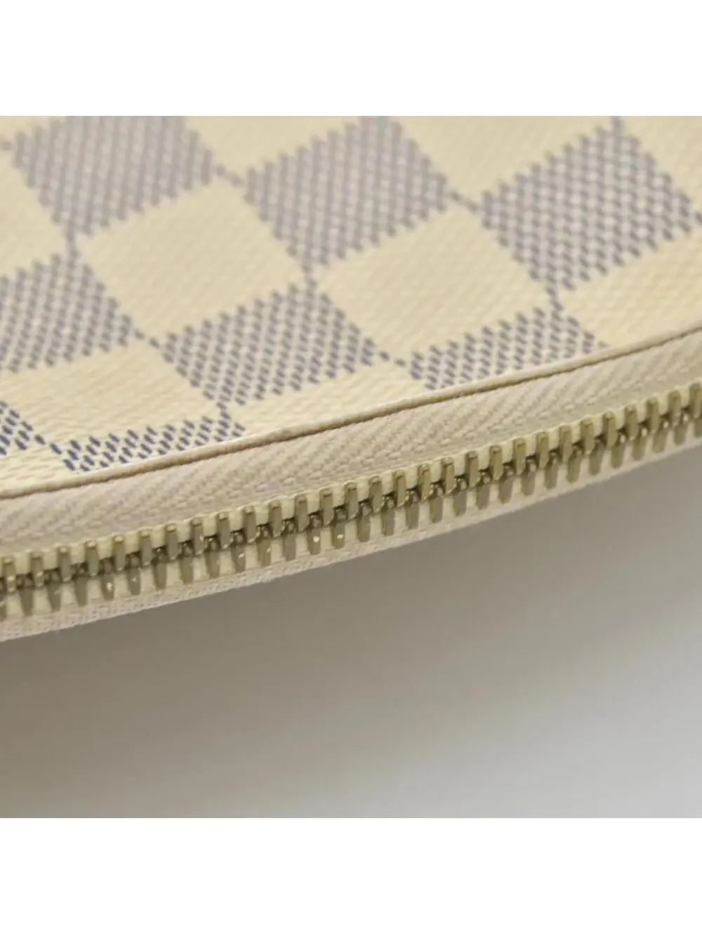 $1010 Louis Vuitton Damier Azur Cosmetic Pouch GM